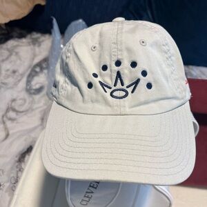 Men’s  Light Gray Embroidered Golf Cap. 
Scotty Cameron.